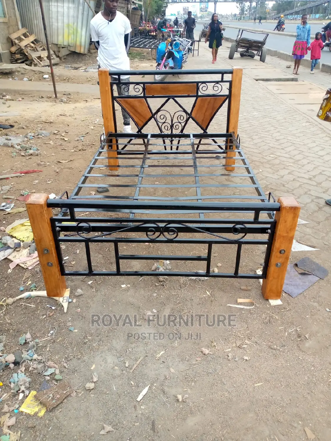 Metallic Bed.(4by6)