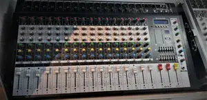 16 Channel Soundmaster Mixer