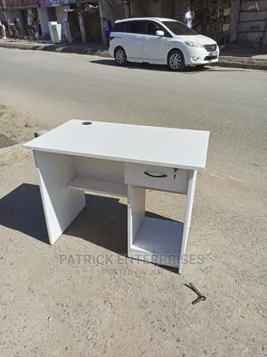 Executive Morden Office Desk