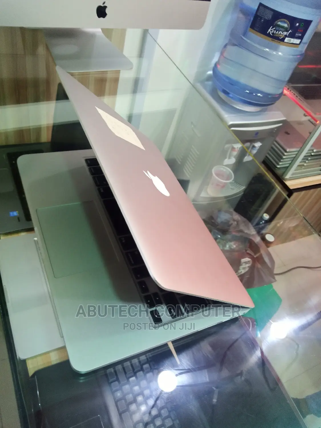 Laptop Apple MacBook Pro 2015 16GB Intel Core I5 SSD 256GB