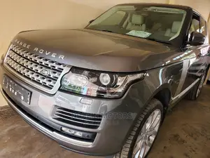 Land Rover Range Rover Vogue 2016 Gold