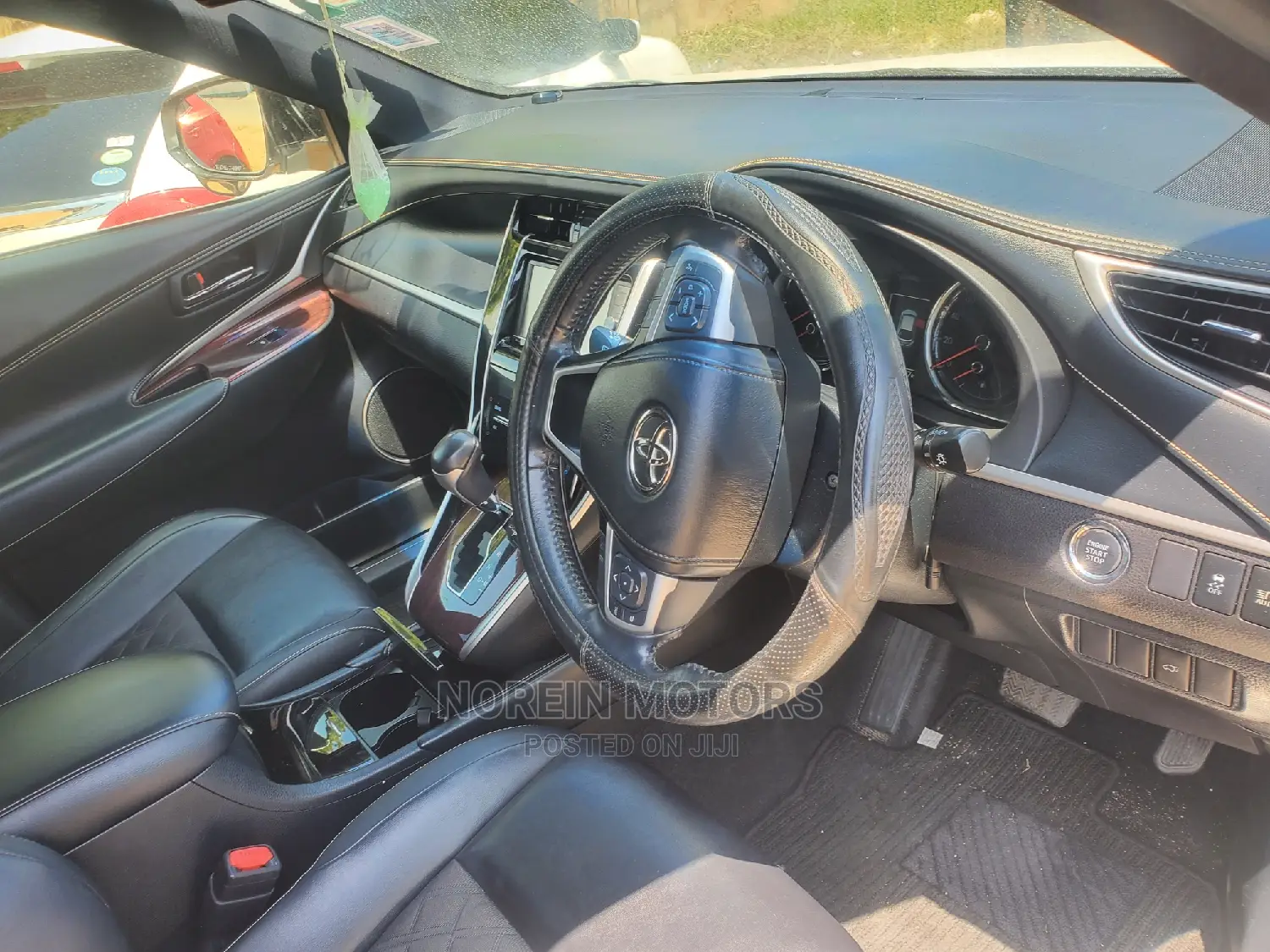 Toyota Harrier 2014 Off White