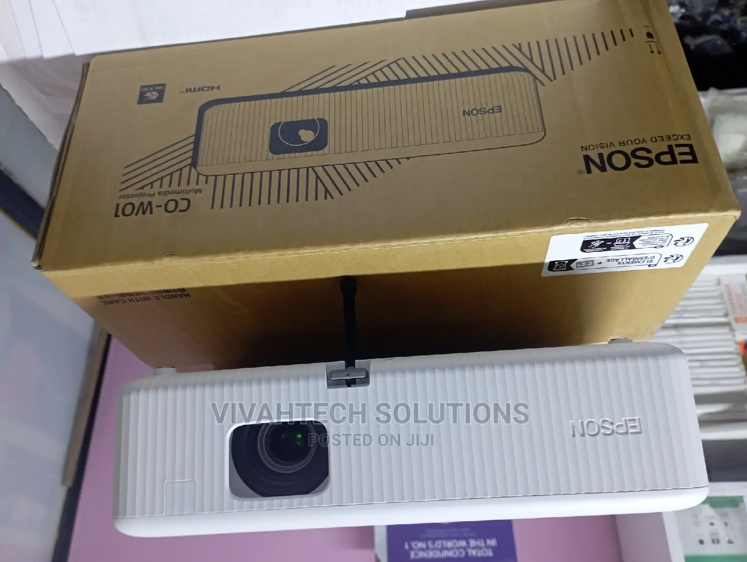 Epson Projector C0-Wo1 -3000 Lumens (Replacement for Eb-E01)