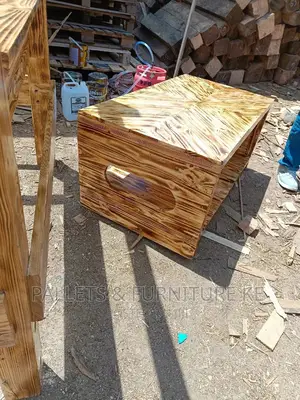 Center Coffee Table Pallet