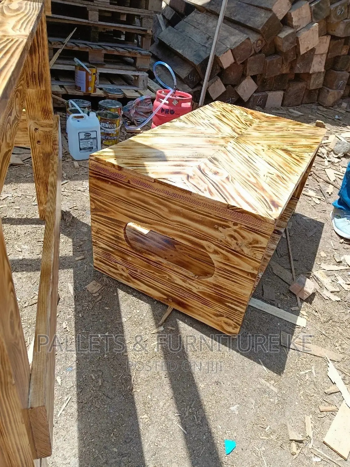 Center Coffee Table Pallet