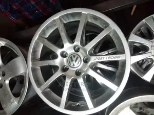 Size 17 Inches Vw Alloy Rims Set