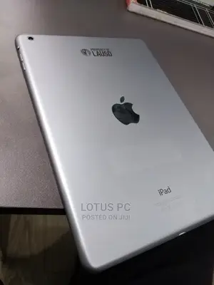 Apple iPad Air 32 GB Gray