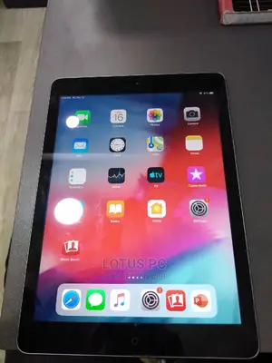 Apple iPad Air 32 GB Gray