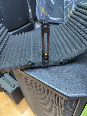 Microphone Vocal Shield