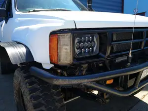 Toyota Surf/Hilux/Townace/Liteace: LED Headlights Upgrade,
