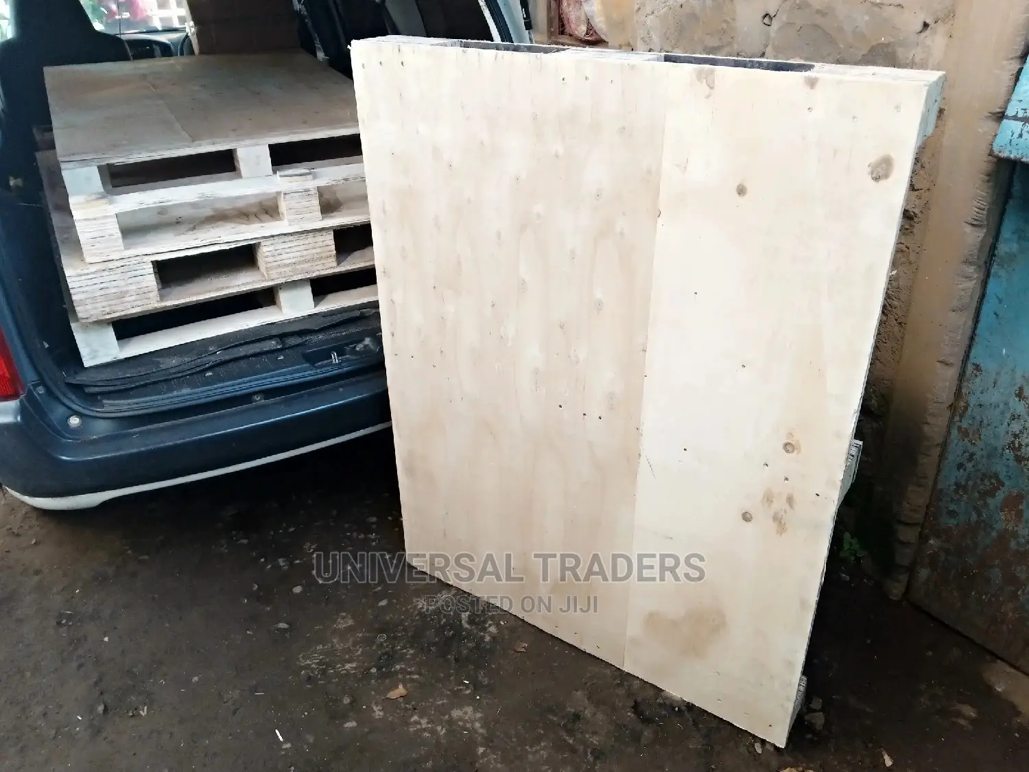 Too Flat Layer Wood Pallet