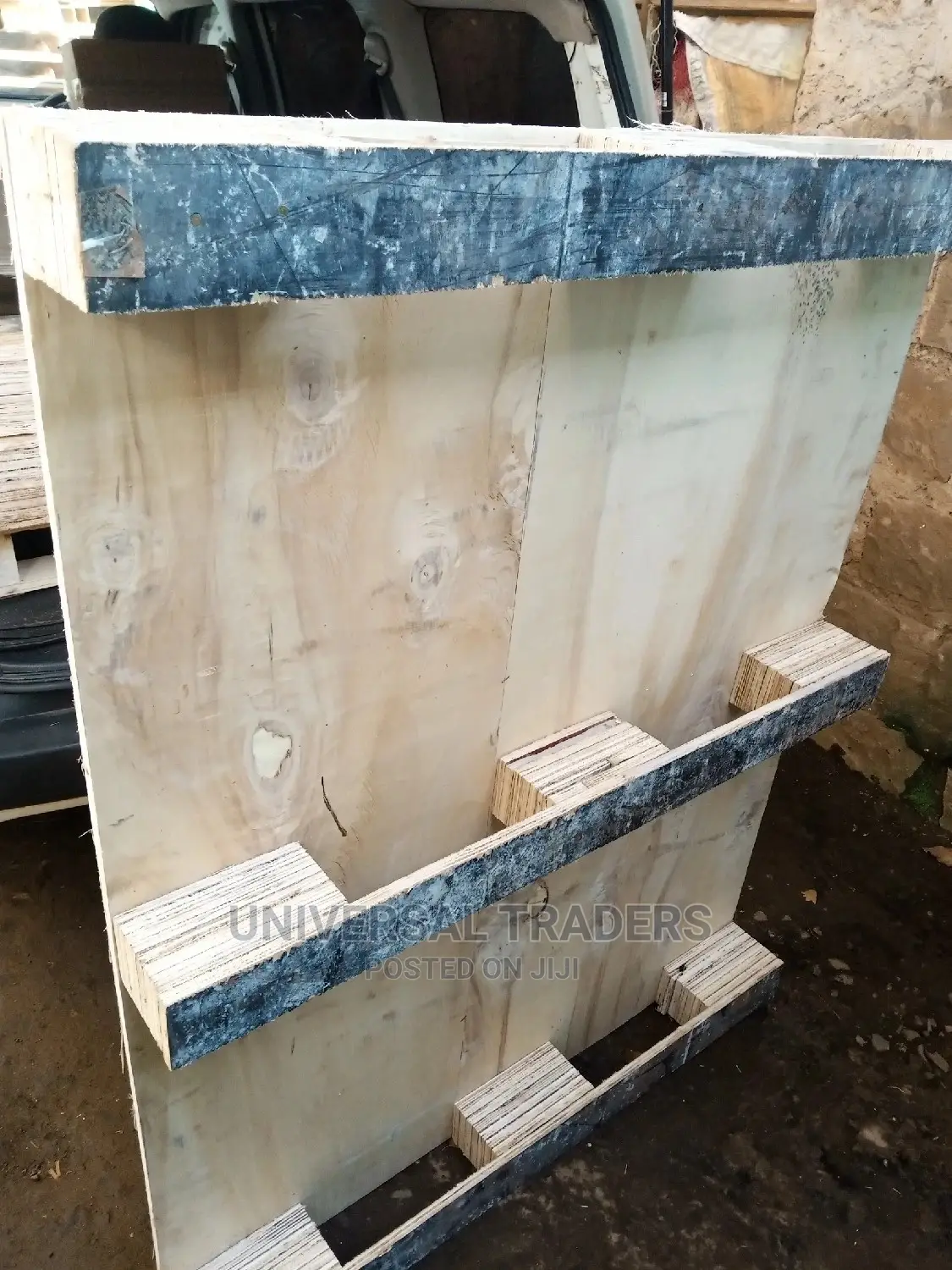Flat Wood Pallets