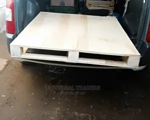 Wooden Pallets With Flat Top