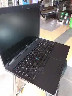 Laptop Dell Latitude E5570 16GB Intel Core I7 SSD 256GB