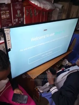 43" Smart Tv Premier Brand