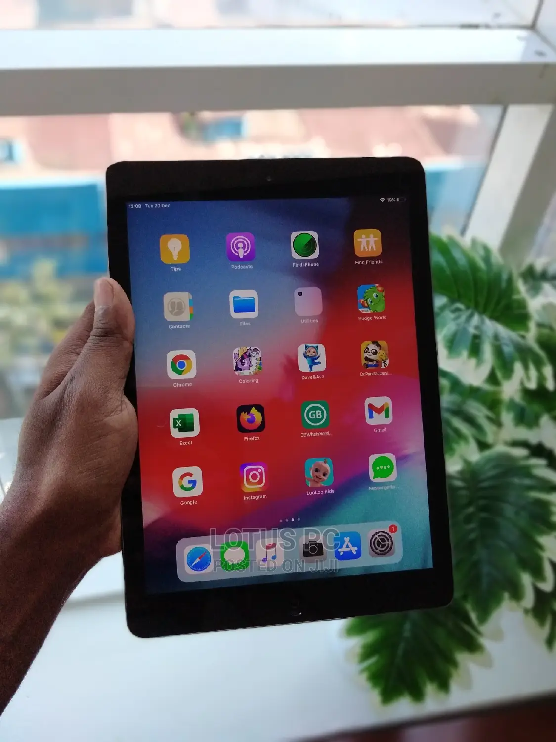 Apple iPad Air 32 GB Gray