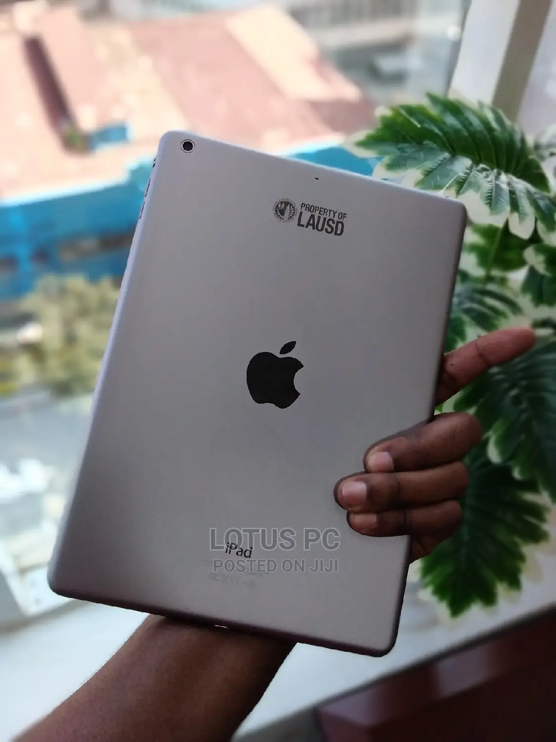 Apple iPad Air 32 GB Gray