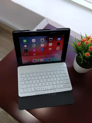 Apple iPad Air 32 GB Gray