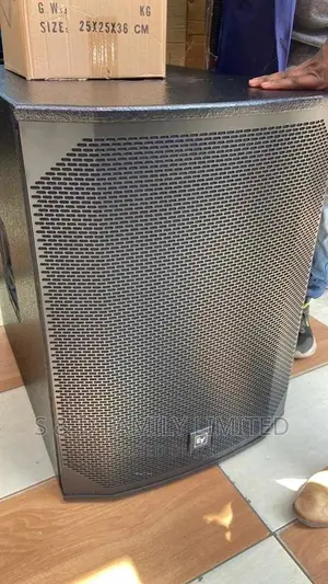 EV 18 Inch Bass Powered Speaker