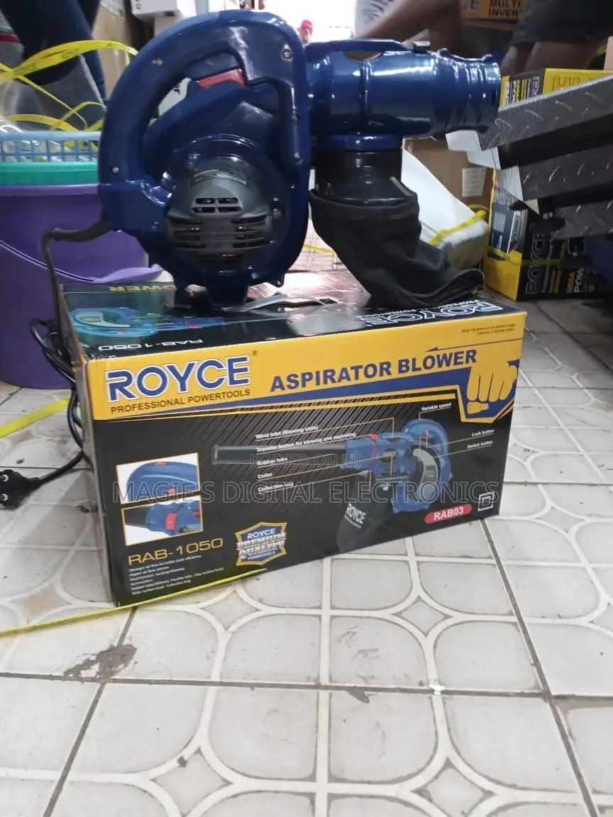 Royce Blower 1050w