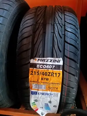 215/40r17 Mazzin Tyre