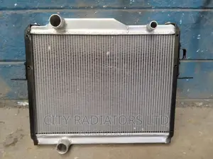 Aluminium Radiator for Mitsubishi FH 215.
