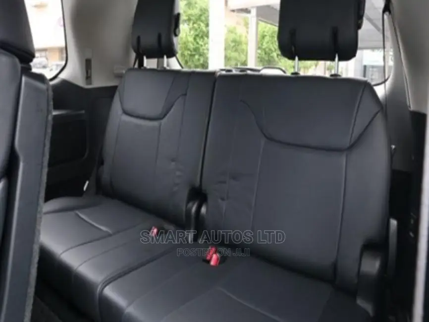 Lexus LX 2015 Pearl