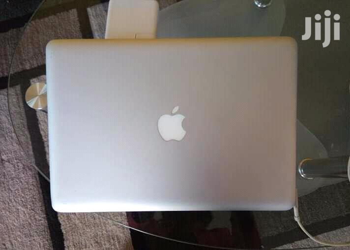 Laptop Apple MacBook Pro 4GB Intel Core i5 HDD 500GB