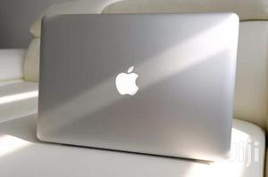 Laptop Apple MacBook Pro 4GB Intel Core i5 HDD 500GB
