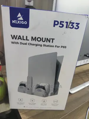 P51533 Wall Mount With Dual Charging Station for Ps5