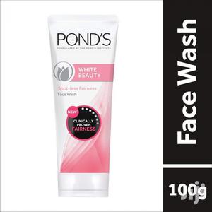 Pond's White Beauty Spot Less Fairness Face Wash