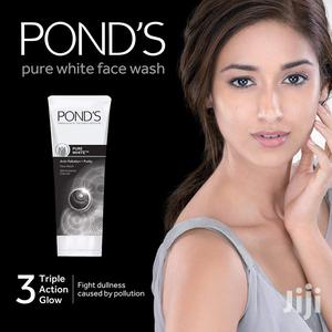 Pond's Pure White Anti Pollution With Activated Charcoal Facewash