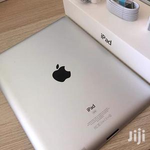Apple iPad 2 Wi-Fi 16 GB Silver