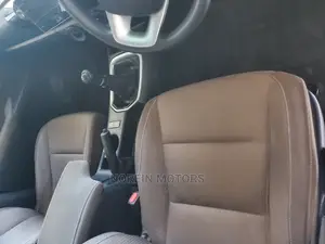 Toyota Hilux 2017 Silver