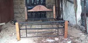 5 by 6 Metalic Frame Mahogany Stands