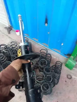 Toyota Voxy Shocks Avairable in Best Price