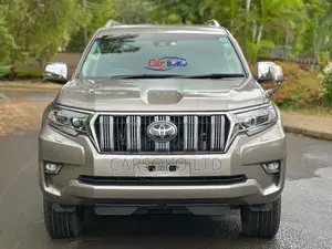 Toyota Land Cruiser Prado 2.8 D-4d 2015 Gray