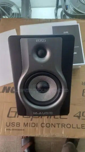 M Audio Carbon Bx5