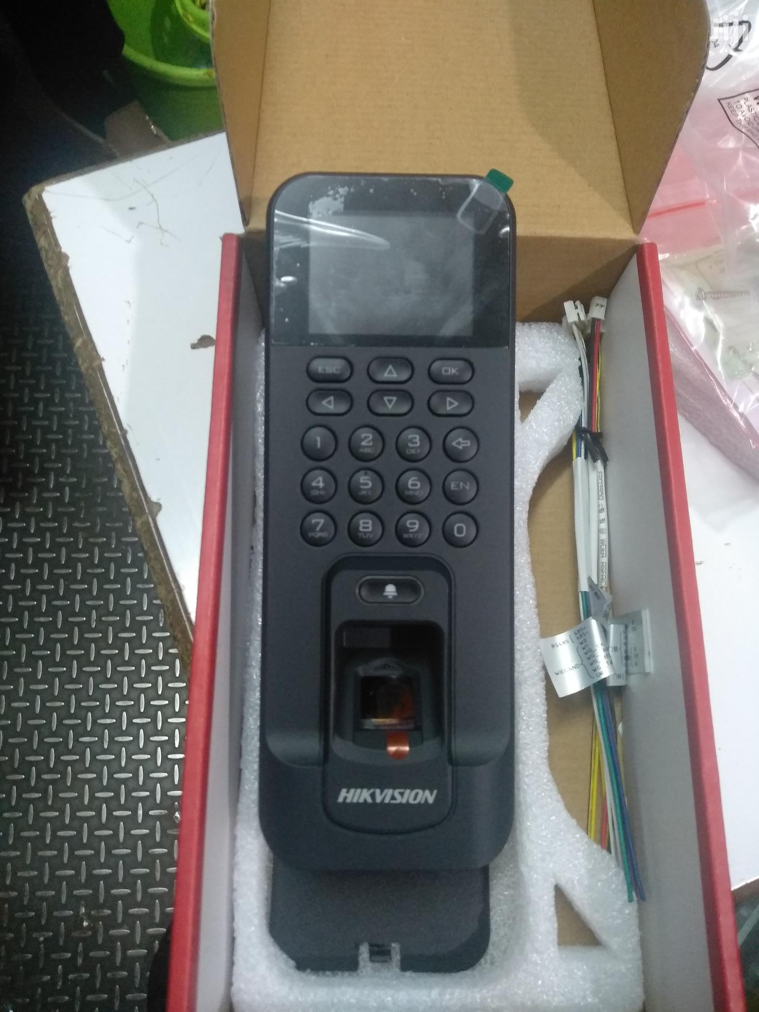 Hikvision Biometric Reader
