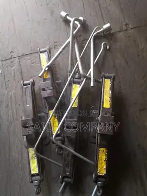 Heavy Duty Scissors Jack 1500kg