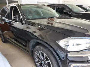 Matt Black 2015 BMW X5 - Premium SUV for Your Drive