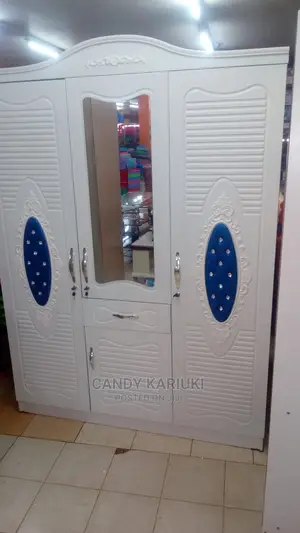 Spacious 3 Door Wardrobe