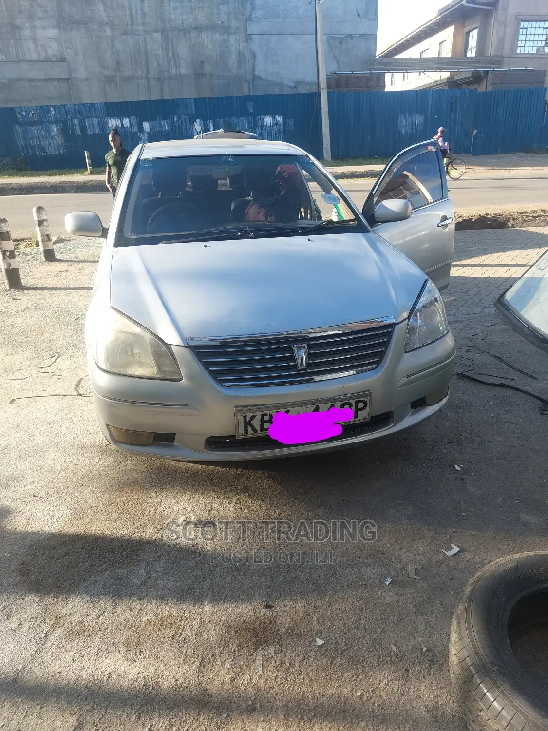 Allion 2005 Front Windscreen