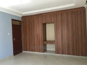 5bdrm Maisonette in Syokimau, Gateway Mall Area for Sale