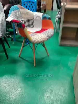 Kinyozi Waiting Area Seat (African Printed)
