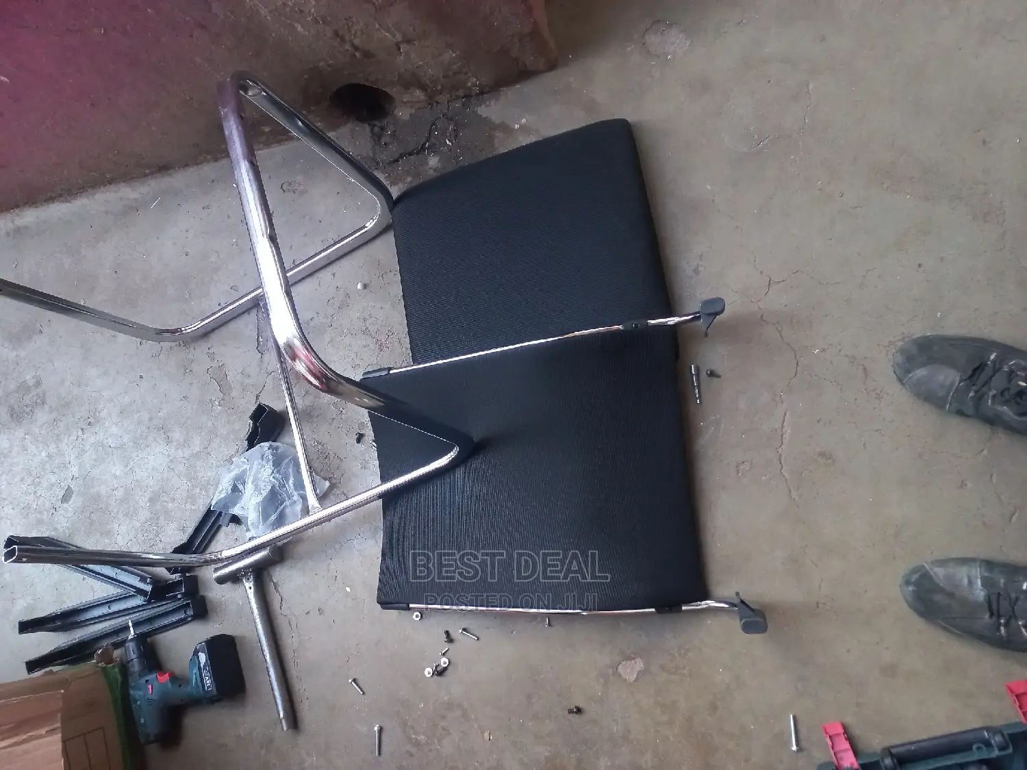 Office Furniture Chair Assembling