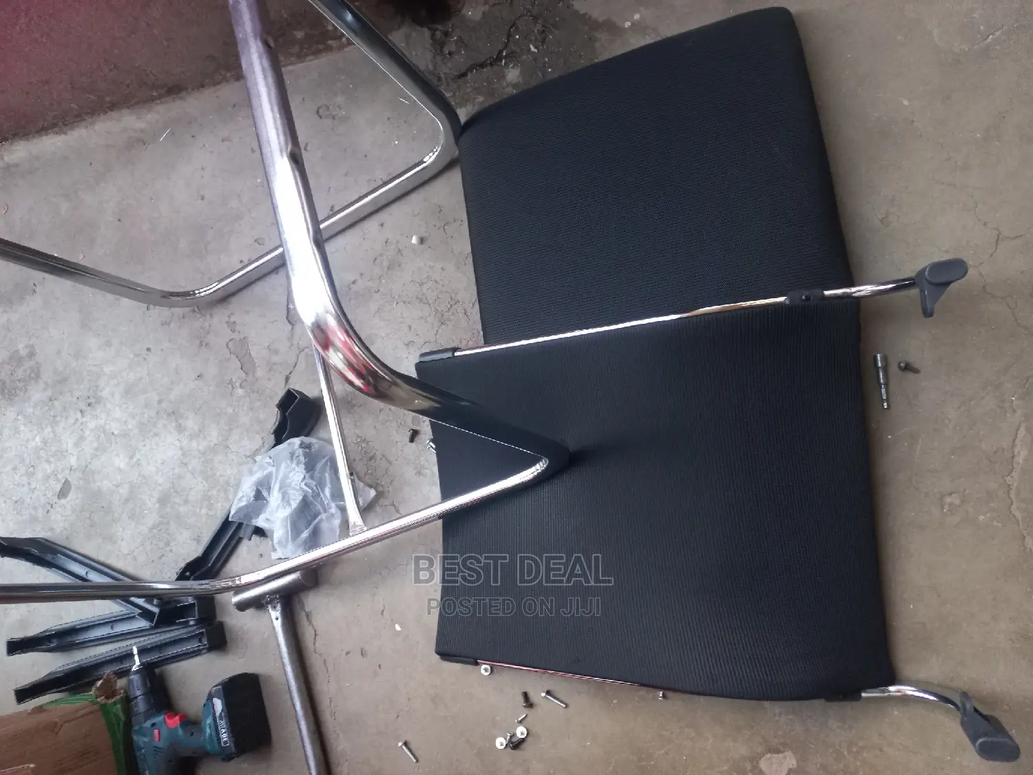 Office Furniture Chair Assembling