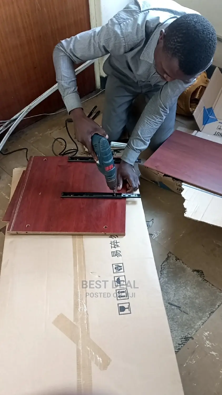 Office Executive Desk Furniture Assembling
