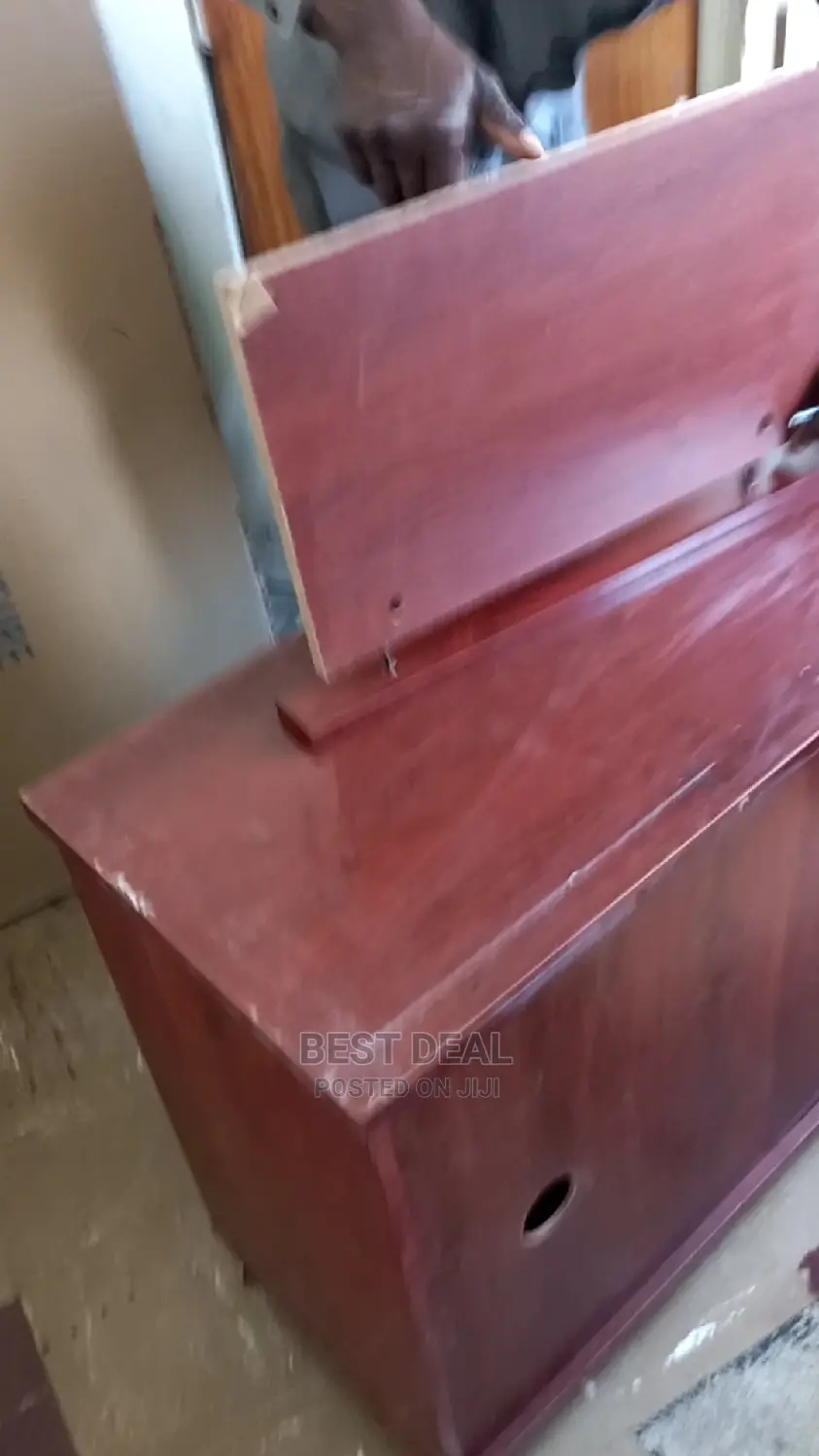 Office Executive Desk Furniture Assembling