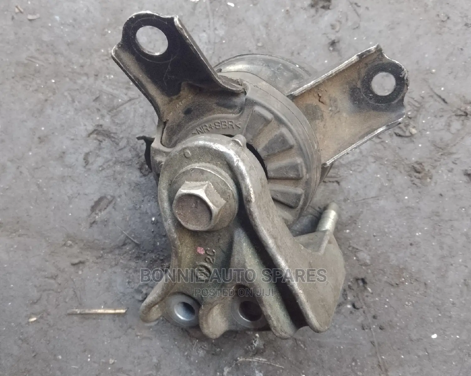 Passo Old Model Engine Mount